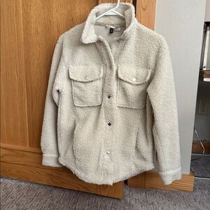 H and M Divided shearling like snap up jacket XS oversized. Great condition